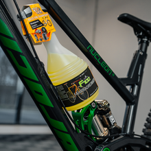 Lade das Bild in den Galerie-Viewer, F100 Fahrradreiniger - Limited Edition 2025 1.000 ml
