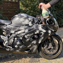 Lade das Bild in den Galerie-Viewer, S100 Bio Motorradreiniger