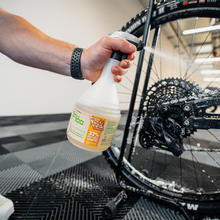 Load image into Gallery viewer, F100 Bio Bicycle Cleaner - Limited Edition 2025 1.000 ml
