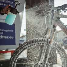 Lade das Bild in den Galerie-Viewer, F100 Power Bike Shampoo - NEU!
